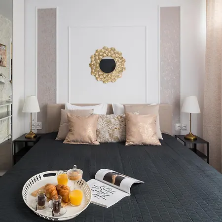 New Metropolis 2-bedroom 900m To Station Metro Rondo Onz Varşova