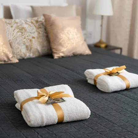 Daire New Metropolis 2-bedroom 900m To Station Metro Rondo Onz *
